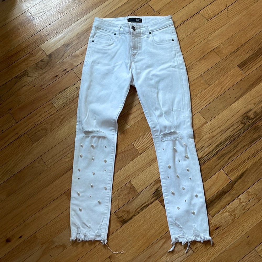 Skinny white jeans